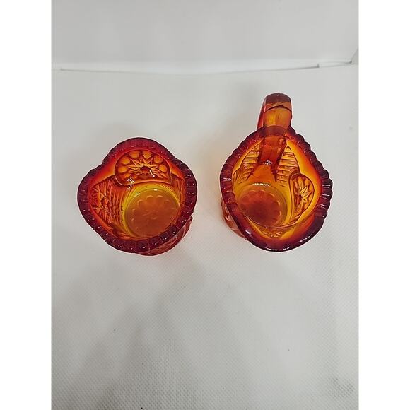 Vtg. L.E.Smith MINIATURE AMBER Star Pattern Mini 2" SUGAR BOWL & CREAMER Set - Picture 5 of 6